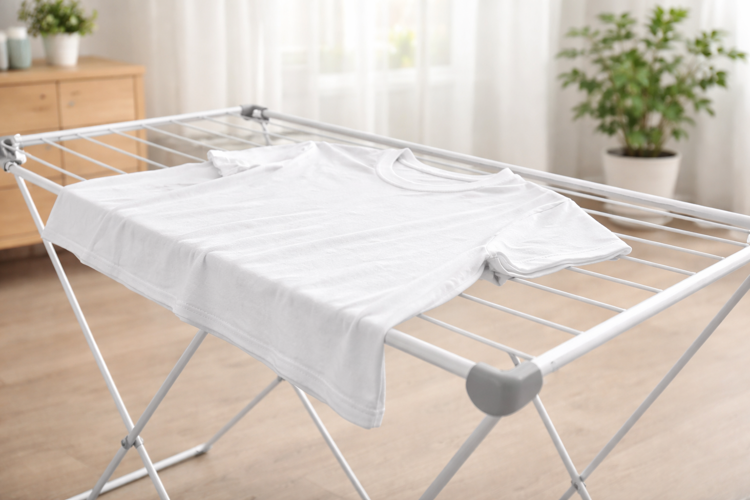 면 티셔츠 줄어들지 않게 세탁하는 법 — 한 번 줄거나 늘면 돌아오지 않는다